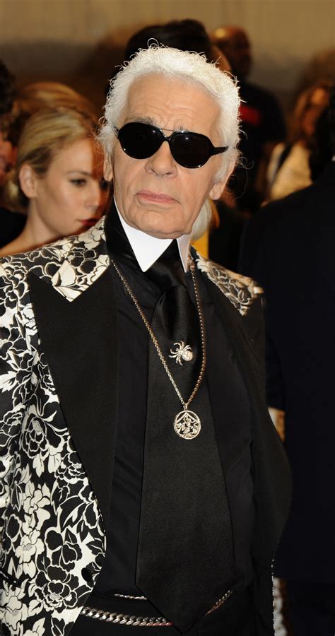 Karl Lagerfeld's World of Fashion 